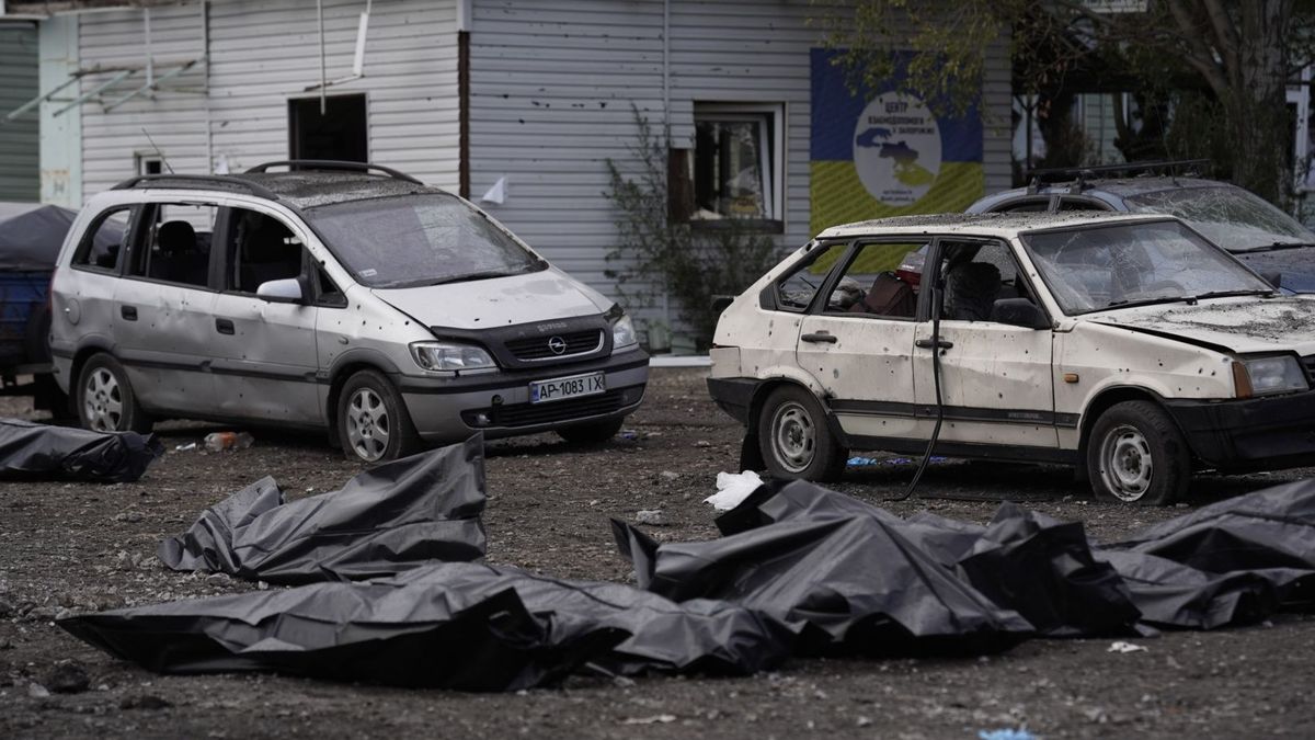Raketový útok Rusů na humanitární konvoj: Počet mrtvých stoupl na 30